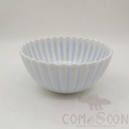 Blue Gradient 6&quot; Chrysanthemum Bowl