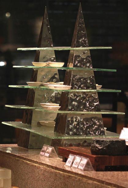 JJL Series-Pyramid Display 