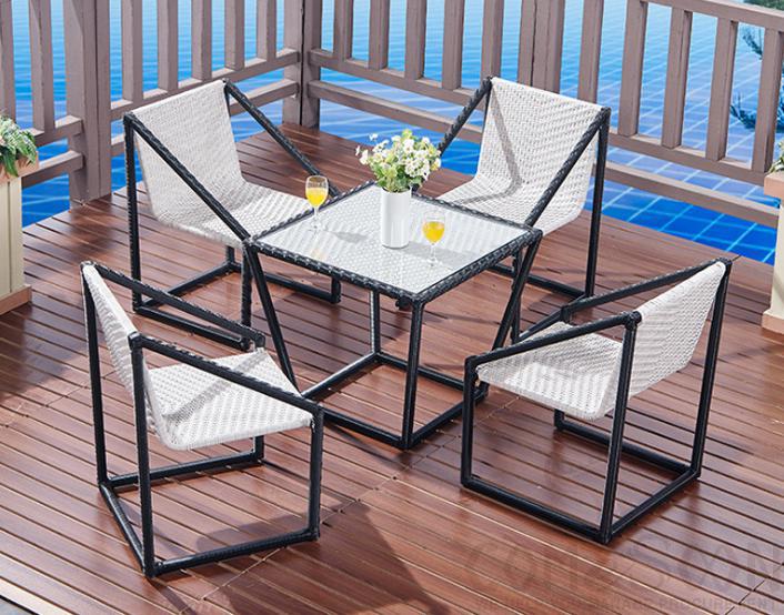 Outdoor table and chair,thick iron pipe + PE rattan+metal frame +tempered glass,73*73*65cm