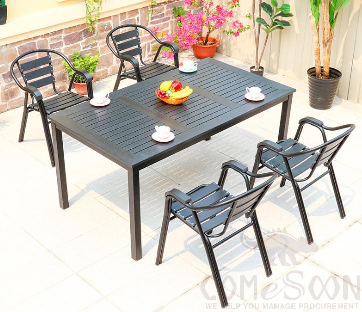 Outdoor plastic wood table and chair