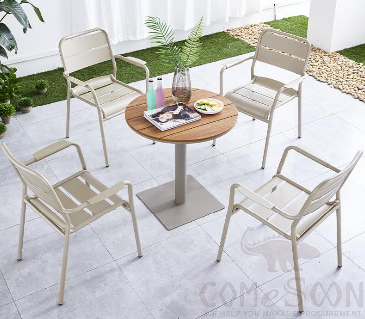 Outdoor aluminum tables and chairs