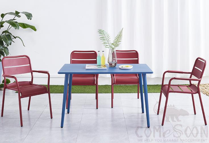 Outdoor aluminum tables and chairs