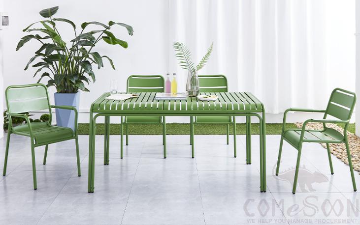 Outdoor aluminum tables and chairs