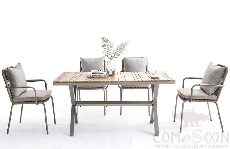 Outdoor aluminum tables and chairs