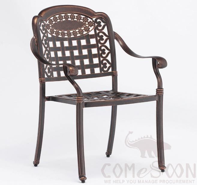 Outdoor cast aluminum chair