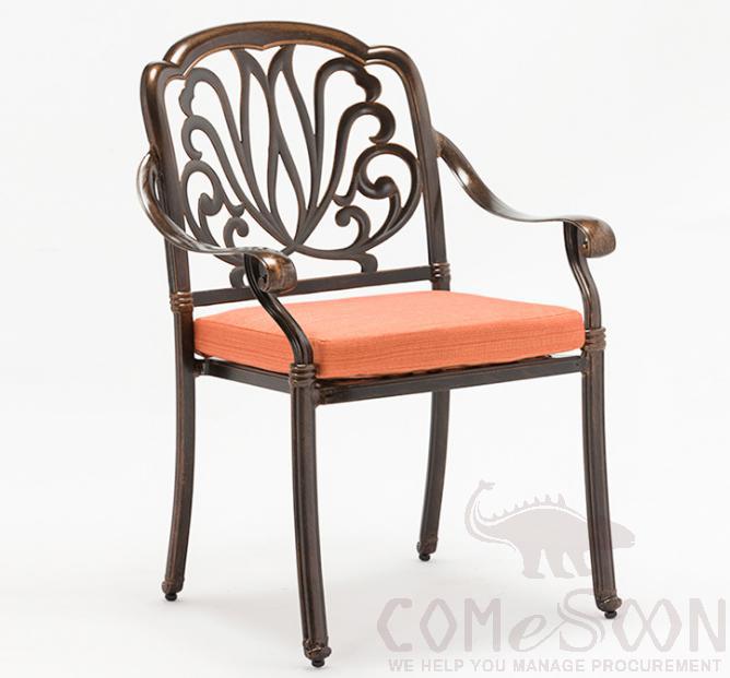 Outdoor cast aluminum chair