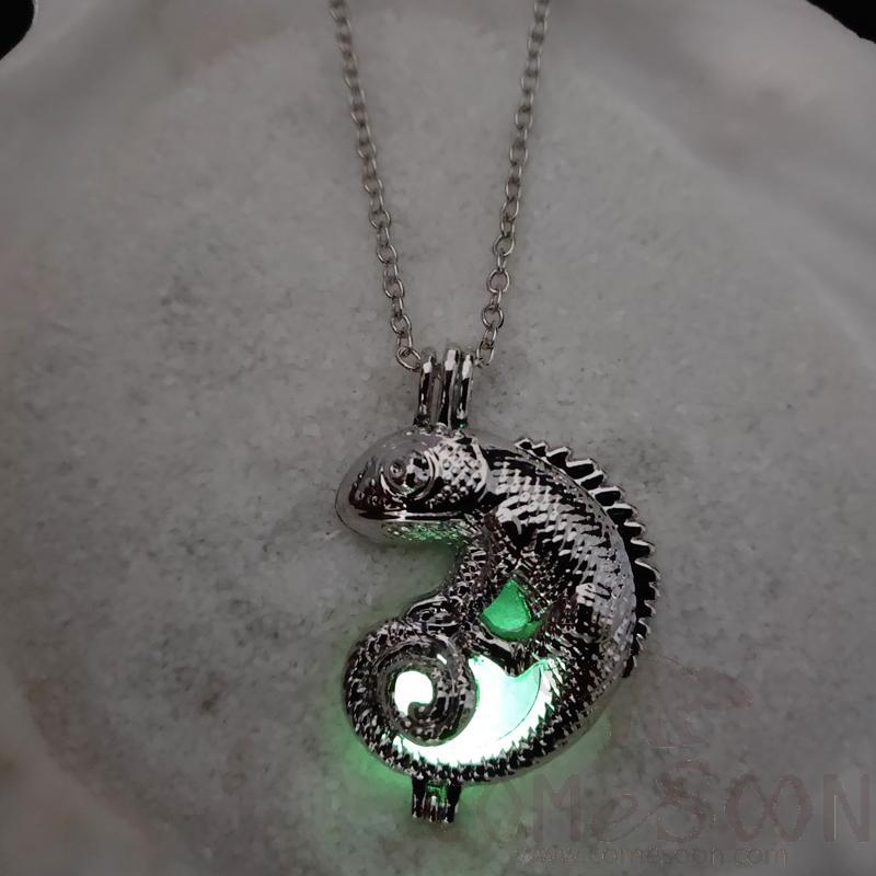 Necklace / Jewelry           NY440