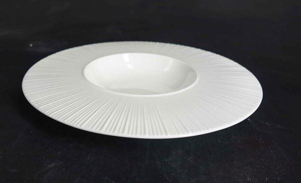 G099 Series 9 inch abalone and shark's fin cup