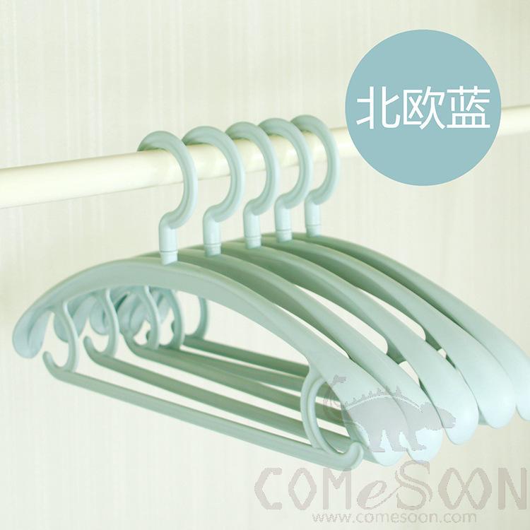 Non-marking Thickened Wide Shoulder Hanger, Plastic, 40cm