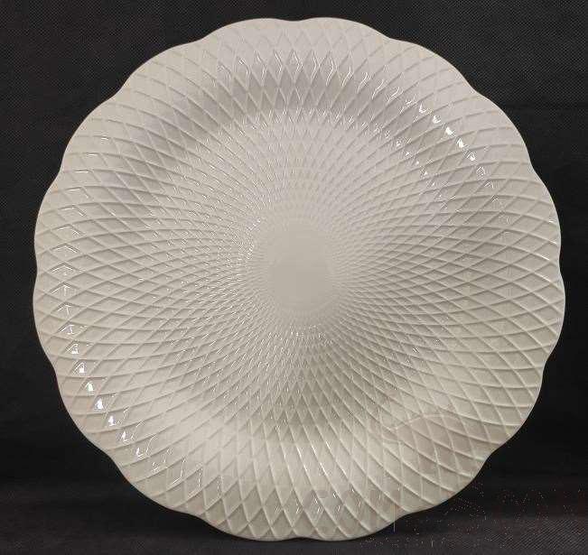 1501 Series-14&quot; Marriott Gridded Lotus Plate - Gloss White