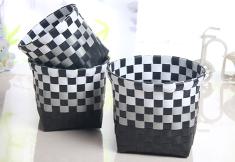 Three-Piece Round Basket-Black,PP,Small:12*12*12cm
Medium:14*14*13cm
Large:16*16*14cm