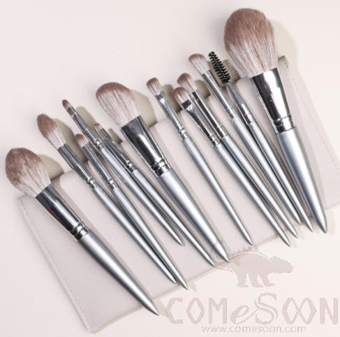 Nylon Cosmetic Brush Set + Grey Storage Bag, Silver, 14cm