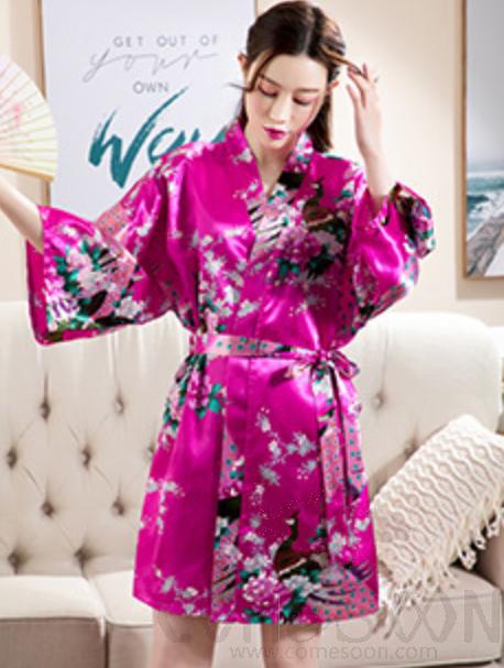 Short-Peacock-Bathrobe