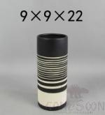 Porcelain Vase，L9*W9*H22cm