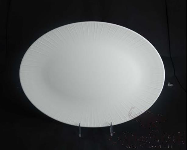 18&quot; Oval Plate, L47*W31.4*H4 cm