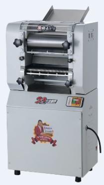 Noodle machine 
50×35×86cm
