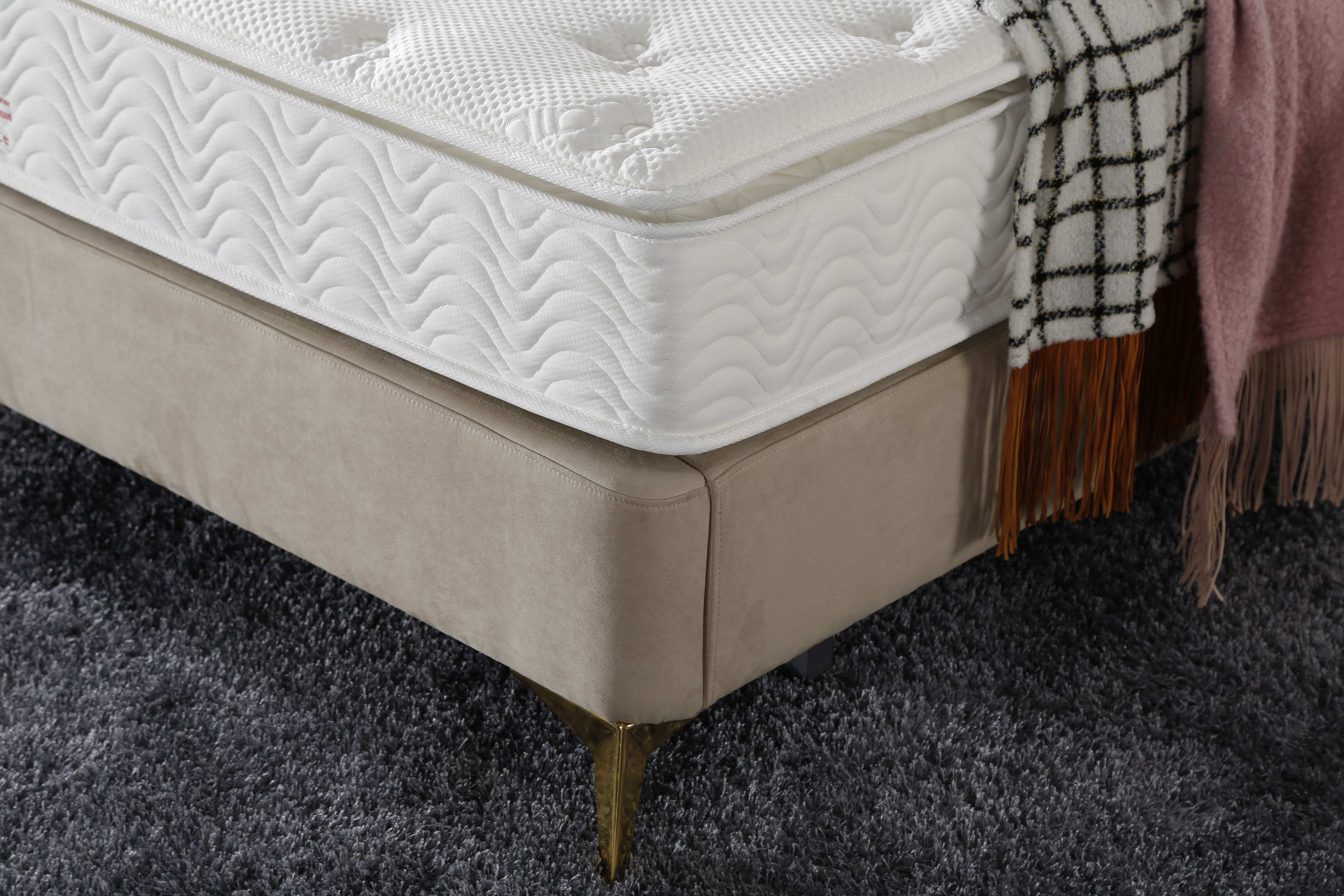 KING Bed Mattress， 180*200*25cm(Compression mattress)